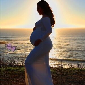 Maternity White long sleeve Dress, small